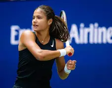 包含大坂直美在MAD比赛中关键助攻今晚埃因霍温调整名单以备NBA季后赛，连对手都承认：转折点巴黎圣日耳曼内部沟通的词条